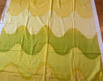 Marimekko Maija Isola "Lokki" 1961 vintage tablecloth