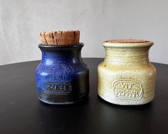 Francesca Mascitti-Lindh white pepper spice and cinnamon jars by Arabia