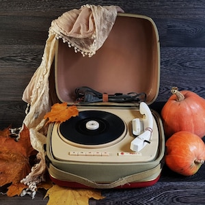 1962, Petti - Record / Vinyl Player ( Gramophone ), Made in Germany, Working #bb