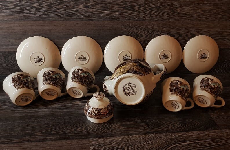 1828 Royal Tudor Porcelain/ Ironstone Coaching Taverns Tea 1828 Royal Tudor Porcelain/ Ironstone Coaching Taverns Tea