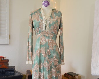 Amazing 1970s Floral and Crochet Lace Empire Waist Dress