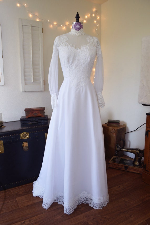 Dreamy 1970s Poet Sleeve Lacey High Neck Wedding D
