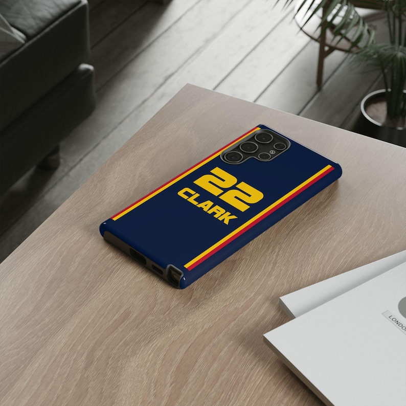 Caitlin Clark, Indiana Fever, coque pour iPhone 16-13 et Samsung Galaxy S22 image 20