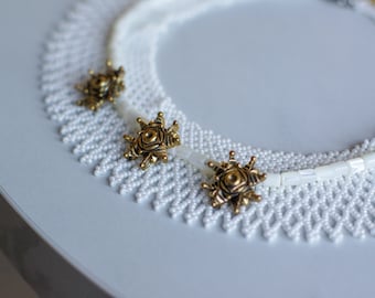 Set of single color seed beaded white collar necklace sylianka and pressed pearl and hand-made star pedants necklace