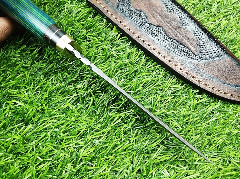 in Fire Damascus Steel Handmade Hunting Skinner Bushcraft Knife