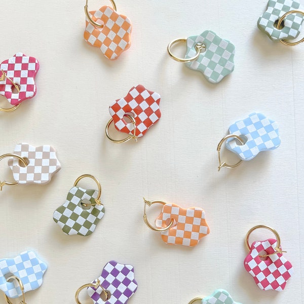 Checkered Ditto Huggies | Polymer Clay Earrings | Pastel Earrings| Checkered Earrings | Hoop Earrings | myeclay | Gold Earrings