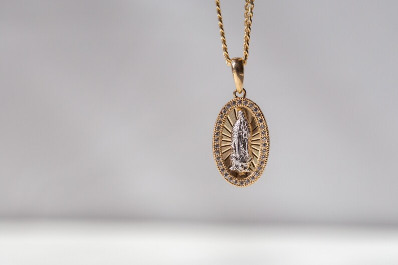 14K Solid Yellow & White Gold Virgin Mary Oval Medal Pendant - Etsy