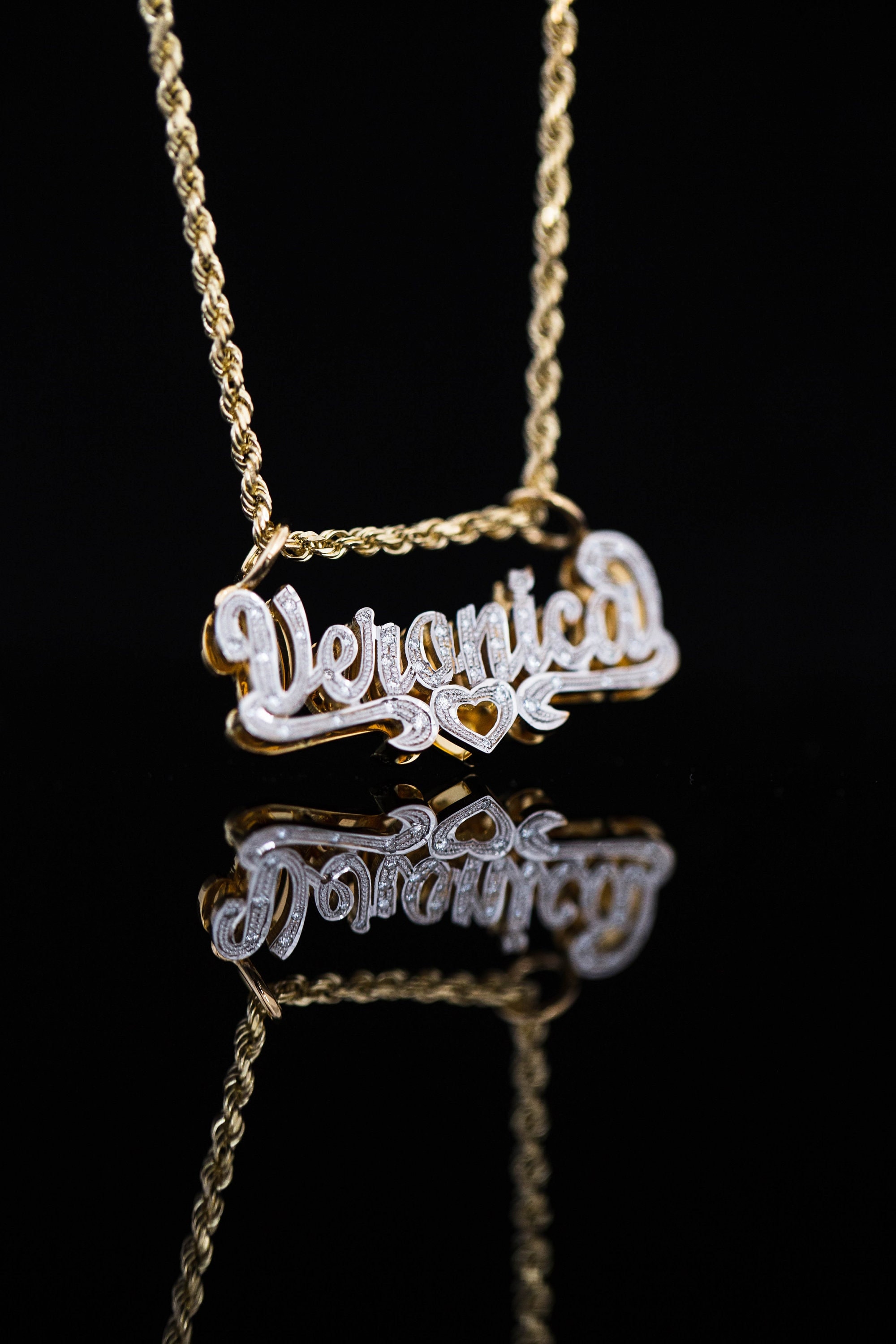 Diamonds Name Plate Gold Chain Buy Script Gold Double Nameplate
