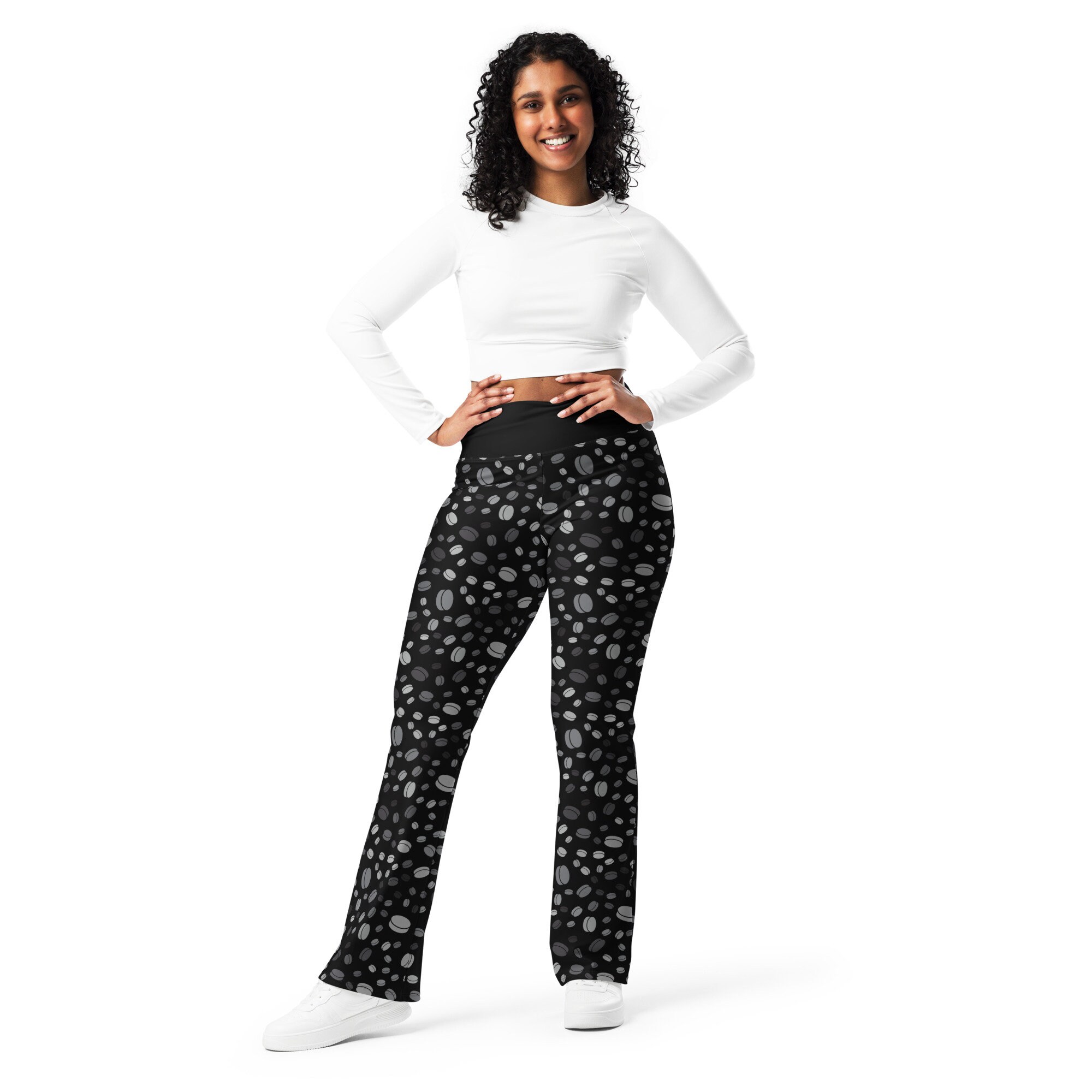 Hockey Pucks Sports Printed High-Waist Flare Legging Pants for Women, All Over Print Plus Size Unique Colorful Yoga Leggings, Gift for Her