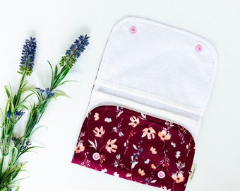 Bolsa húmeda lavable para toallas sanitarias de tela, bolsa de viaje/almacenamiento de compresas menstruales, impermeable, 2 bolsillos