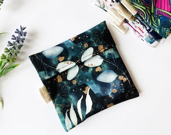 Small WET Bag for Reusable cloth pads, nursing pads or Pad Wrapper, Mini Wet Bag, LEAKPROOF, menstrual cup bag