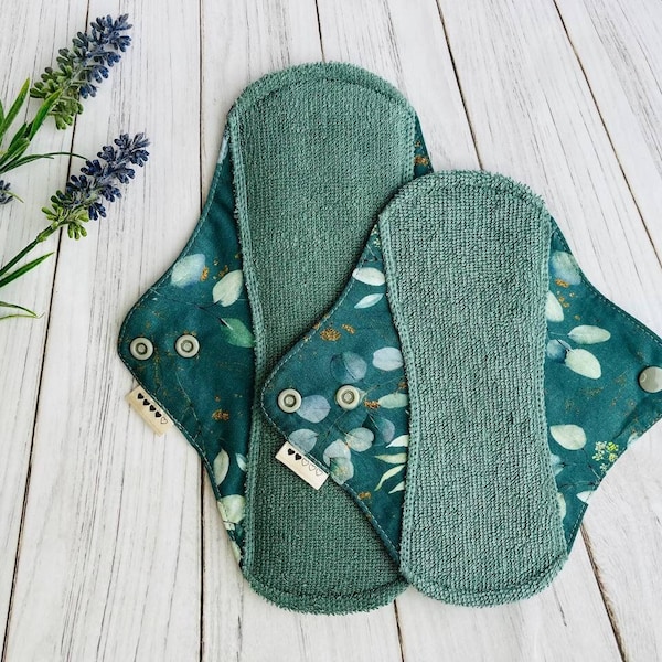 Organic bamboo cloth pad, Menstruating sanitary napkin, ZERO WASTE Period pads - 7 sizes available