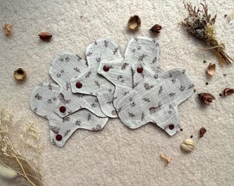 Organic Muslin Reusable Panty Liners: Extra-Thin cotton sanitary napkins