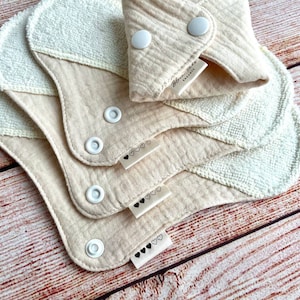 Reusable menstruating cloth pad, EXTRA SOFT, Organic BAMBOO and soft muslin, Sanitary napkins, Period pads - 6 sizes available, Zero waste