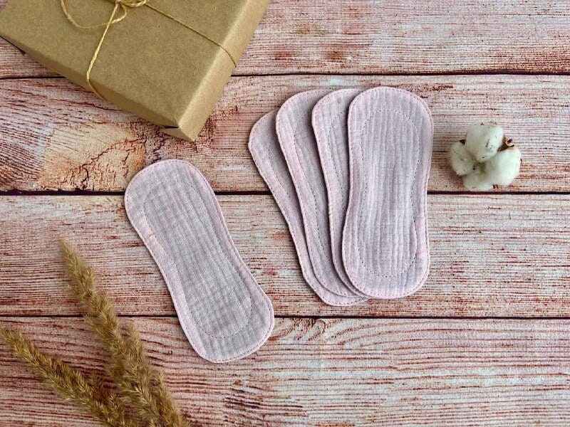 Natissy Premium Reusable Panty Liners (Small, 7-Pack) – Organic Cotton, Non-Slip, High-Temp Washable For Daily Freshness
