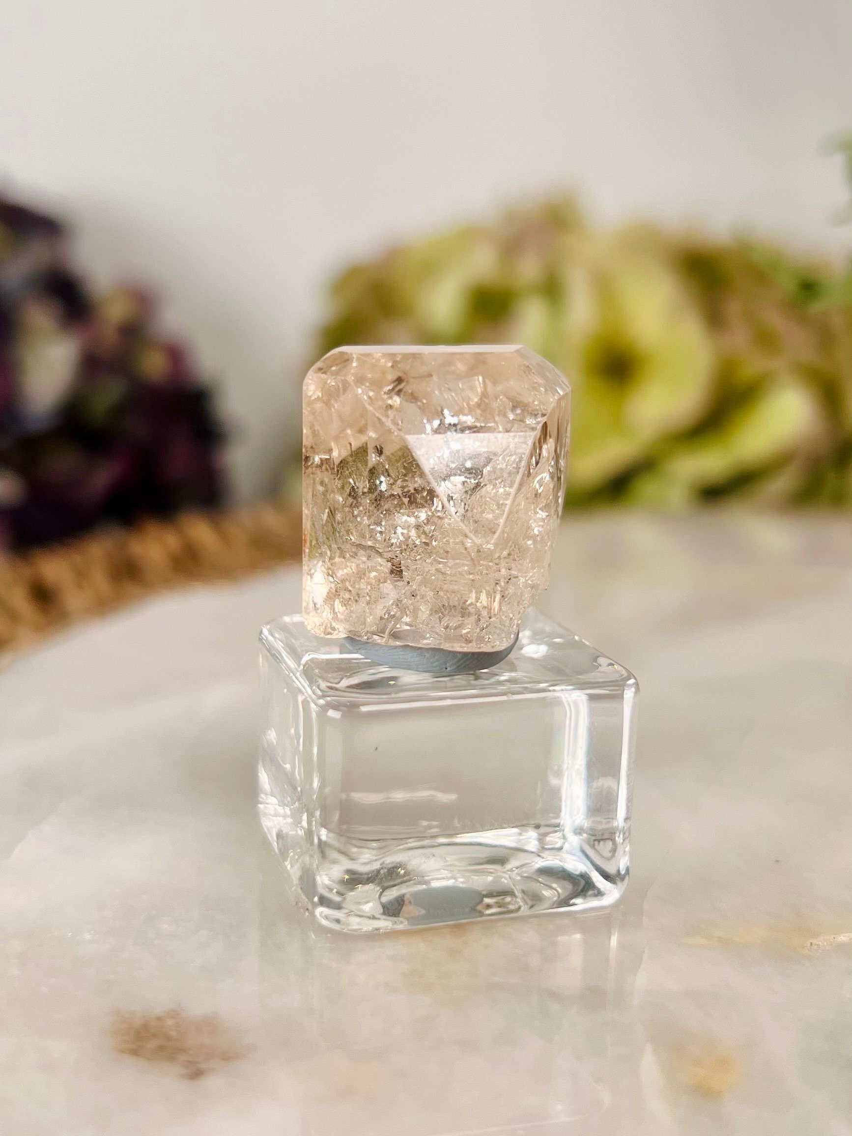 グレードAAA 100%天然ターミネイトトパーズ、パキスタン・スカルドゥ産