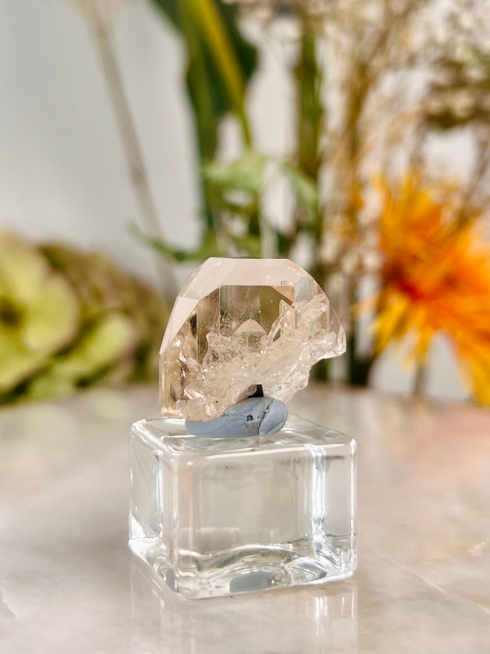 グレードAAA 100%天然ターミネイトトパーズ、パキスタン・スカルドゥ産