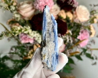 Grade AA Natural Blue Kyanite with Quartz and Mica, Crystal Healing, Protection, Enhanced Energy and Clarity BK27, 99g