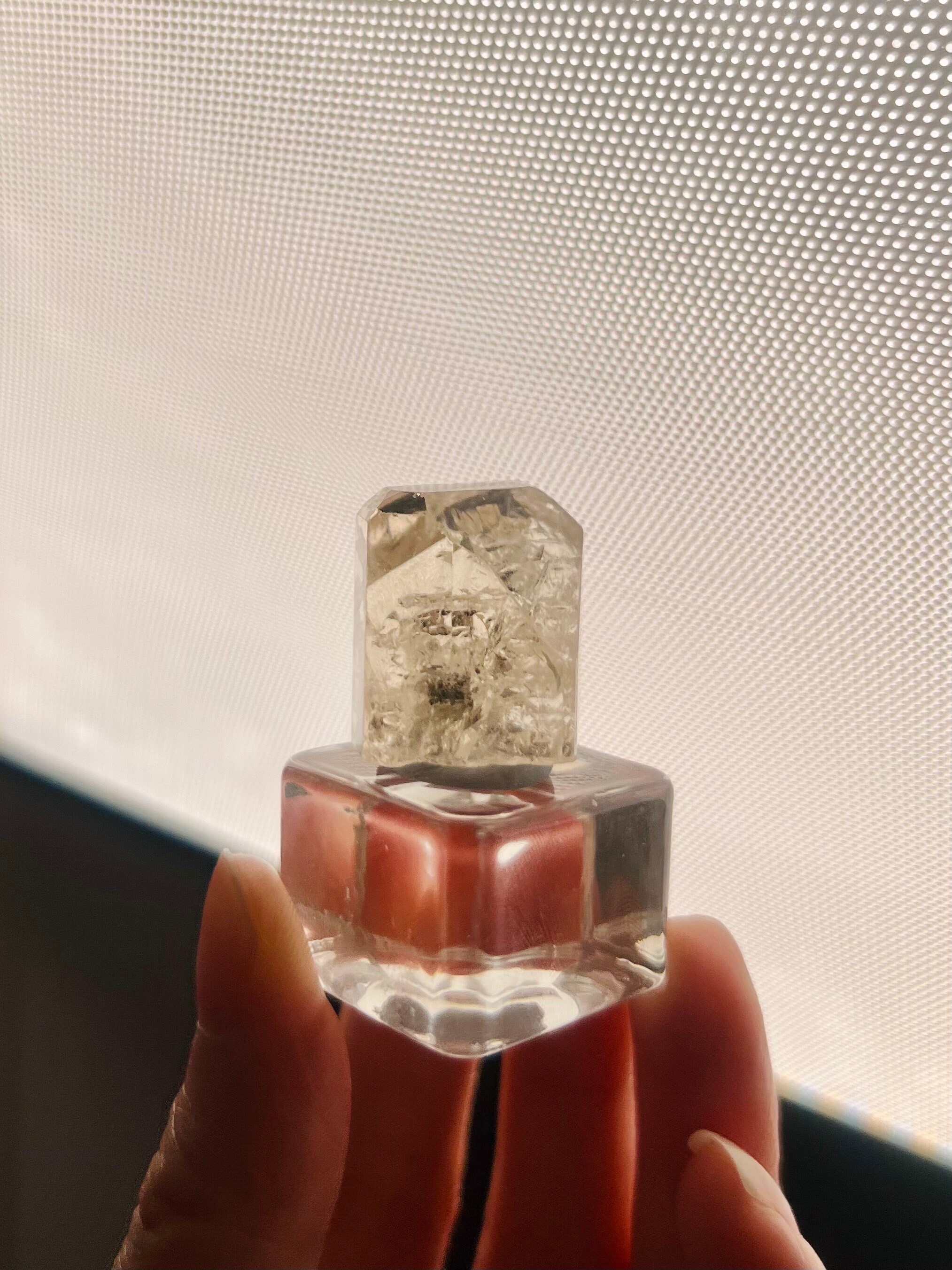 グレードAAA 100%天然ターミネイトトパーズ、パキスタン・スカルドゥ産