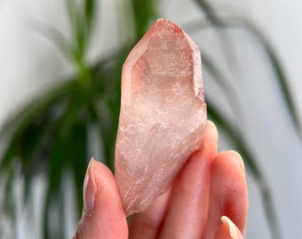 Punta di quarzo lemuriano rosa naturale al 100% di grado A+ - Amore, saggezza e connessione divina che attiva il cuore, da Diamantina - PL34, 35 g