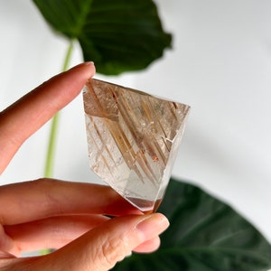 Grade AAA+ Natural Rutile  Amphibole Quartz, Angel Phantom Quartz - from Taquaraçu de Minas, Brazil AFC04, 75g