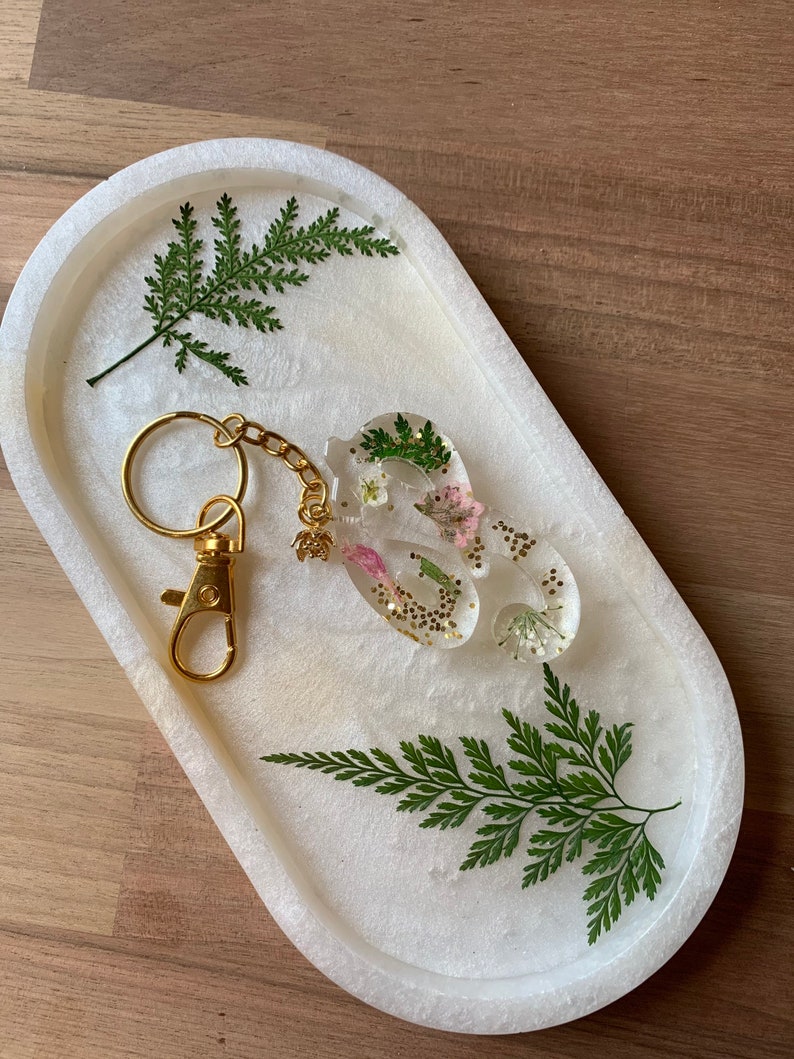 Floral keychain Letter key ring Initial keychain