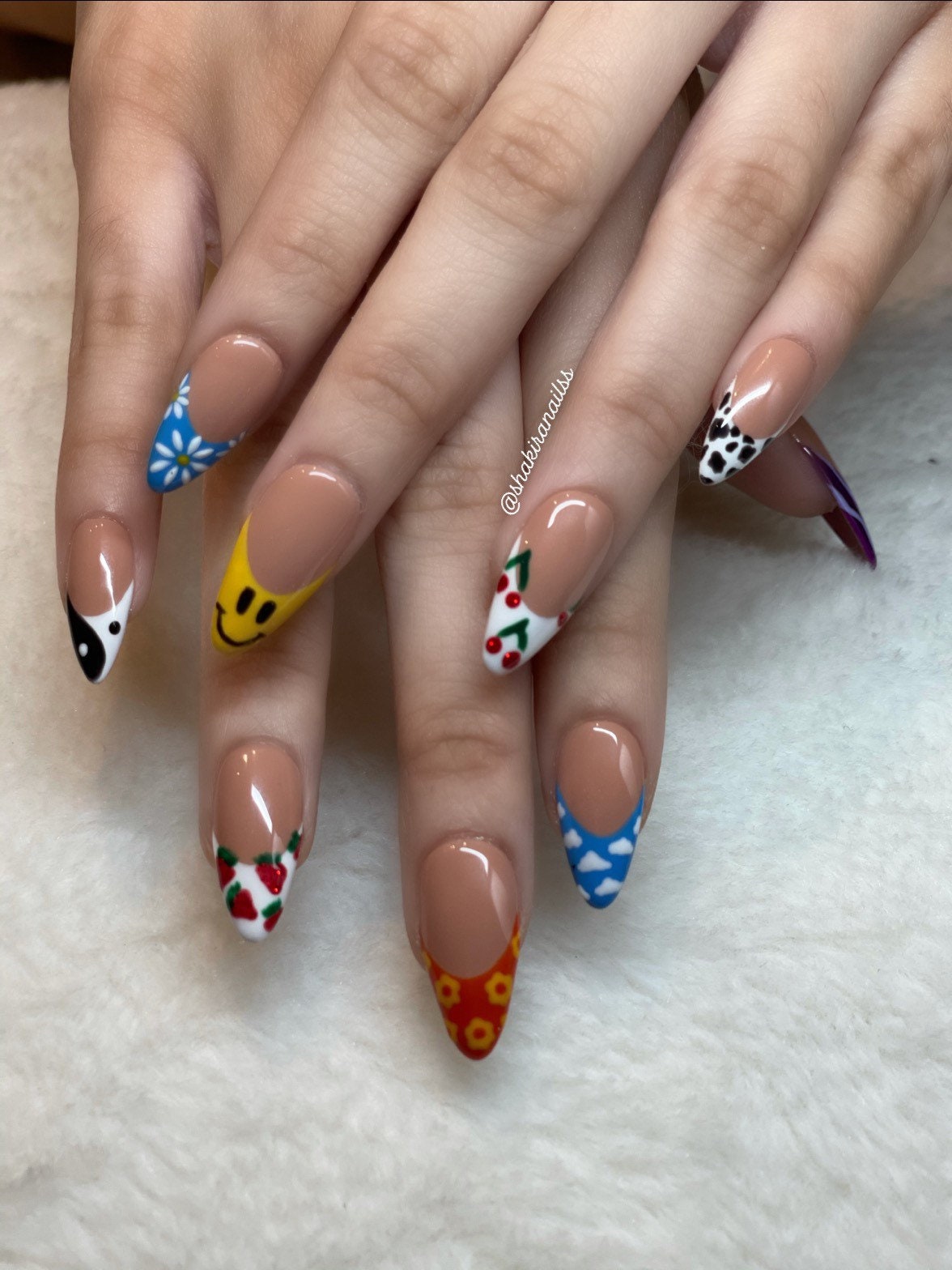 Abstract almond nails press on nails Etsy