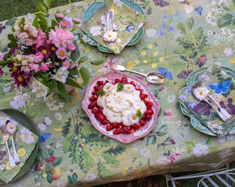 My wild English garden 100% linen tablecloth