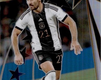 2022 Panini Select FIFA Select Stars 10 Ilkay Gundogan Silver Prizm