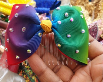 Arc multicolore de cheveux, arc de cheveux de filles, peigne de cheveux, arcs mignons, arc de cheveux d’arc-en-ciel, arcs faits main, accessoires de filles, arcs de bébés, arcs pour des filles.