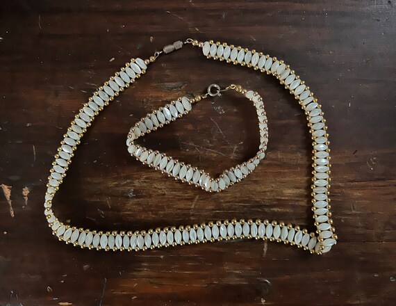 Vintage Necklace & Bracelet Set - Opalescent Whit… - image 4