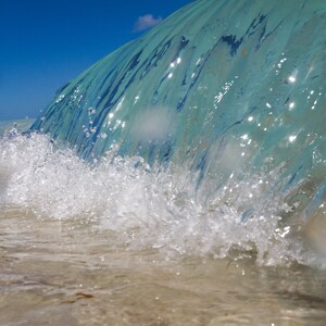 Waves of Turks and Caicos