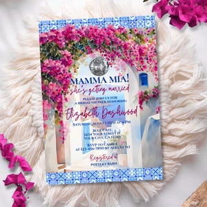 Modello di invito per addio al nubilato Mamma Mia, invito con palla da discoteca greca, invito modificabile con piastrelle rosa e blu floreali ad acquerello, invito per festa danzante a Santorini