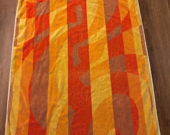 Giant 1970s Vintage Beach Towel