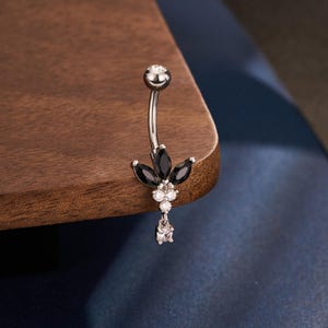 14G Lotus Shape Black CZ Belly Ring/Belly Curved Barbell/Navel Barbell/Belly Piercing/Belly Jewelry/Belly Button Ring/1 PCS/Gift For Her