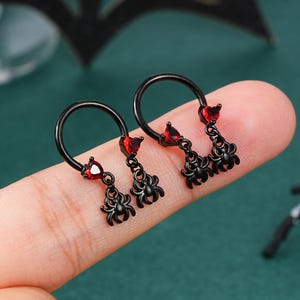 16G Stainless Steel Spider Septum Ring/Septum Jewelry/Septum Piercing/Halloween Jewelry/Septum Piercing/1 PCS/Cartilage/Danity Earrings/Gift