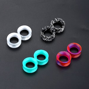 8PCS Silicone Ear Gauges Set/Flesh Tunnels/Gauge Plugs/Double Flare Tunnel Plugs/Soft Silicone Gauge Earrings/0G Plug, Tunnels 5/8", 9/16"