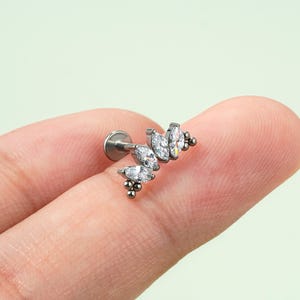 16G Titanium Crown CZ Labret Stud/Cartilage Stud/Internally Threaded/Nose Stud/Conch Ring/Screw Back Stud/FlatBack Stud/Helix Stud/Gift