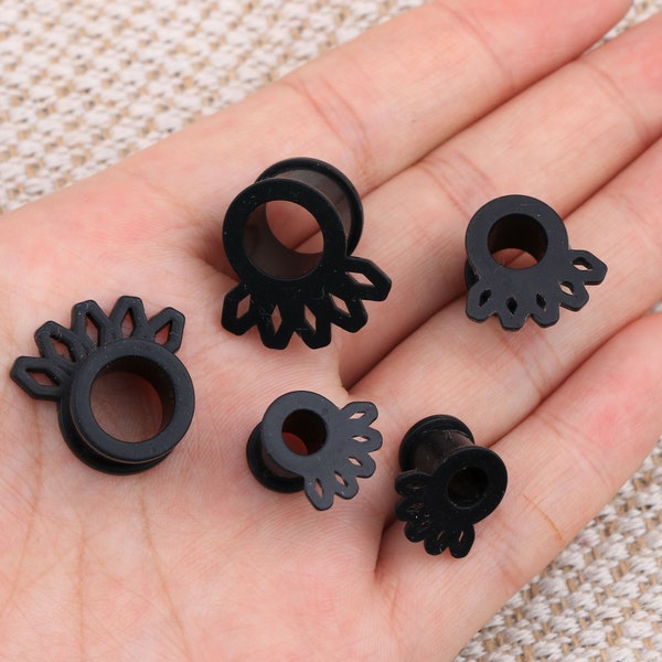 4pcs Soft Silicone Black Flesh Tunnels/Silicone Ear Gauges/Single Flare Gauge/Ear Expanders/Ear Stretchers/Unisex Plug Earring 0g, 00g, 1/2"