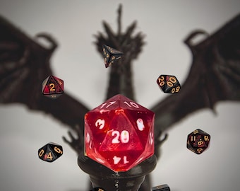 Loot & Lather D20-zeep: mysterieuze kleurgeur met verborgen veelvlakkige dobbelstenen aan de binnenkant