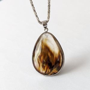 Teardrop Resin Pendant Necklace: Multicolor Statement Jewelry
