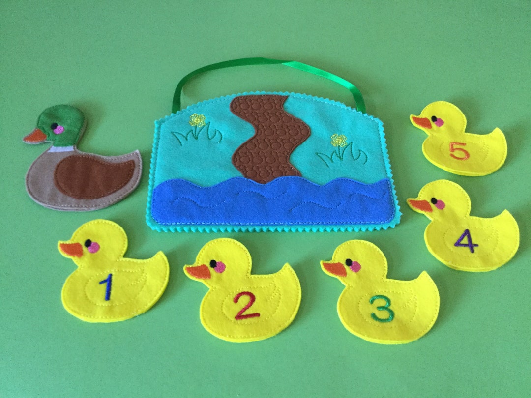 5 Little Duck Finger Puppet Set - Etsy UK