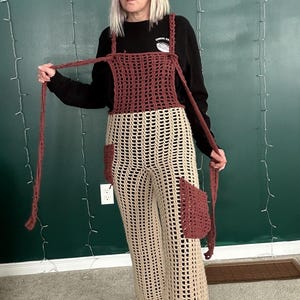 Garden Witch Mesh Overalls Romper modello all'uncinetto, download PDF, divertente, carino, caldo, copricostume, qualsiasi taglia, fatto a mano, fai da te, tasche