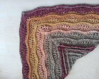 Easy Crochet Triangle Shawl Pattern, Two Row Repeat (PDF Download)
