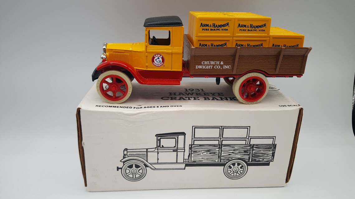 Arm & Hammer 1931 Hawkeye Truck Diecast Bank Ertl 9229 1/25 Etsy