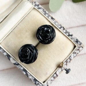 Pendientes de azabache de Whitby, pendientes de azabache tallados a mano para orejas perforadas, pendientes de azabache victorianos, pendientes de azabache negros vintage