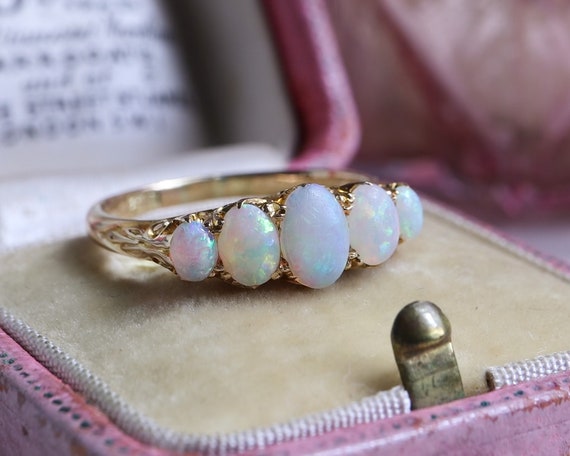 Antique Edwardian Opal Ring 18ct Gold - image 1