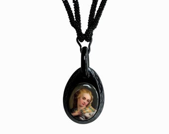 Victorian Whitby Jet Portrait Necklace, Mourning Jewelry, Goth Pendant