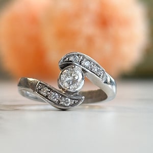 Vintage 18ct White Gold Diamond Twist Ring, UK G / US 3 1/4