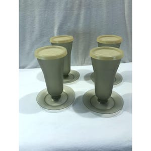 Vintage Tupperware parfait cups, set of 4, grey with lids 5.5&quot; tall